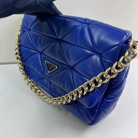 Prada Women Pre-Loved Bag Very Good Condition - Picture 3 of 9